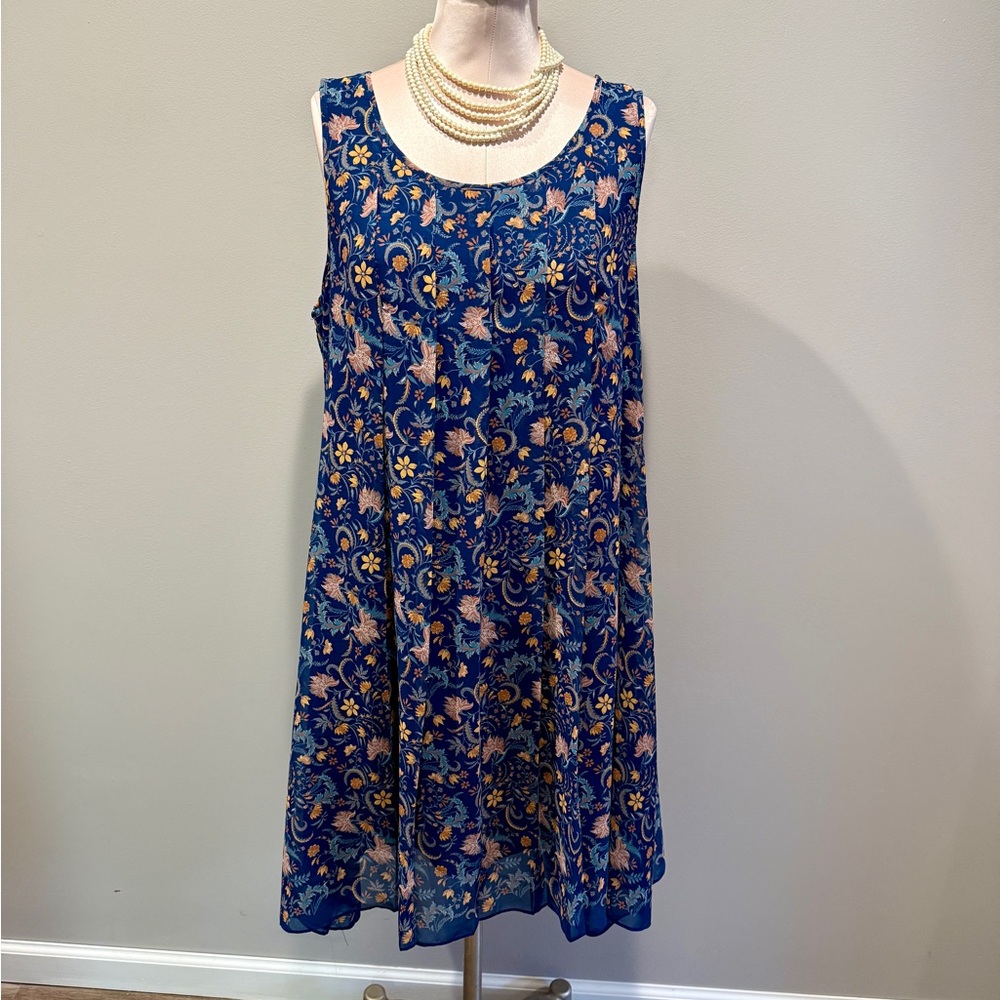Max Studio Navy Floral Dress